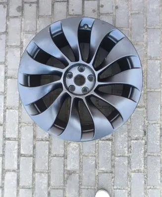 Tesla Model Y R21 alloy rim 