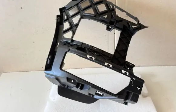 Volkswagen Transporter - Caravelle T6 Front bumper mounting bracket 7E0807178A 63136