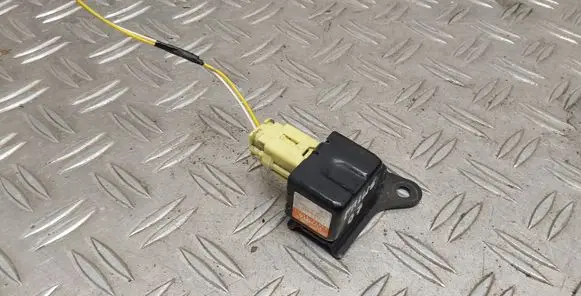 Toyota Prius (NHW20) Airbag deployment crash/impact sensor G484547020