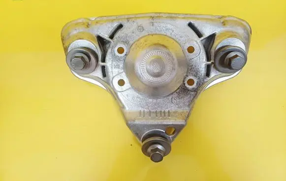 Audi A4 S4 B5 8D Front upper strut mount 8D0412383E