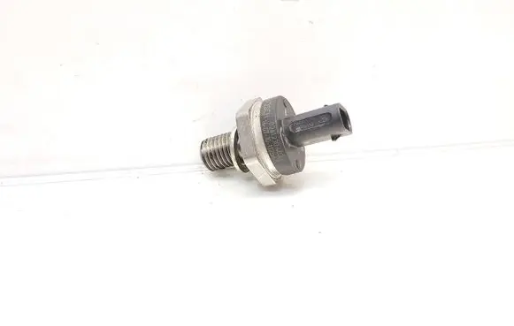 BMW 2 F45 Oil pressure sensor 8614494 0261230403