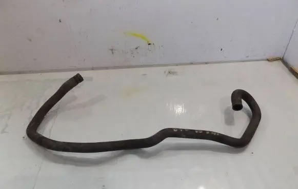 Volkswagen Polo IV 9N3 Engine coolant pipe/hose