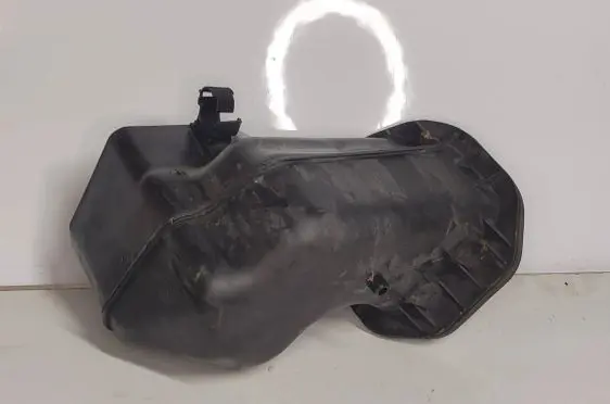 Audi Q7 4L Air intake duct part 7L0819049A