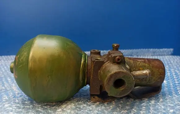 Rolls-Royce Silver Spirit Air suspension compressor 75497601