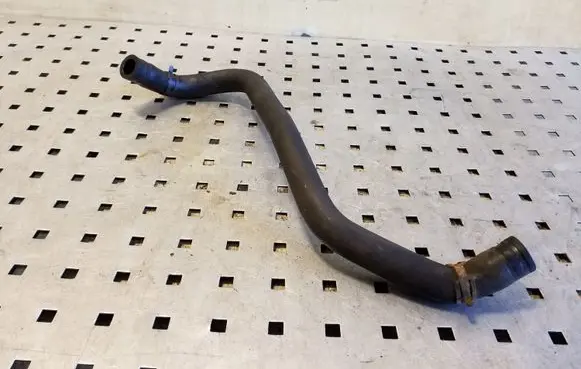Mitsubishi Outlander Engine coolant pipe/hose