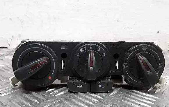 Seat Ibiza IV (6J,6P) Climate control unit 6J0820045A