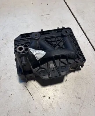 Seat Cordoba (6L) Battery tray 5ZQ915331A