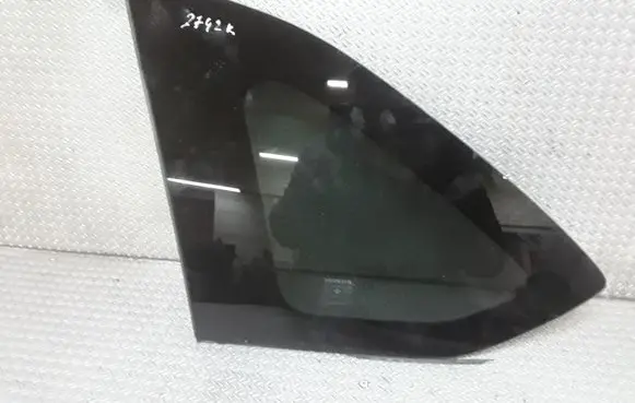 Honda FR-V Rear side window