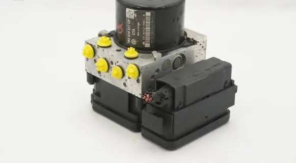 Volkswagen Golf VI ABS Pump 1K0614517CP 1K0907379BE