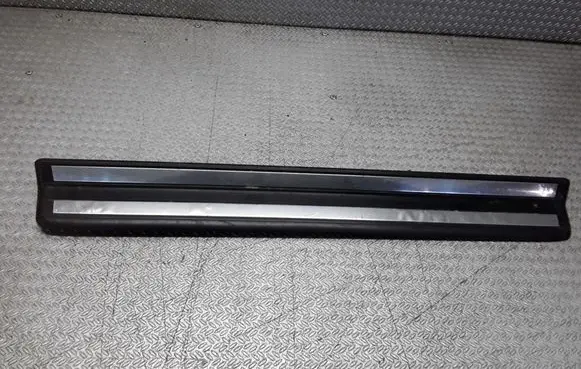 BMW 3 E46 Side skirt front trim 51478219185