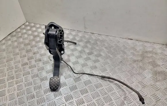 Audi A3 S3 8P Clutch pedal 1K1721059BC 00001870523 1k0721388f