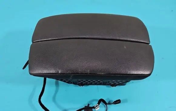 BMW X5 E70 Armrest 9115085 IMPRK1363041