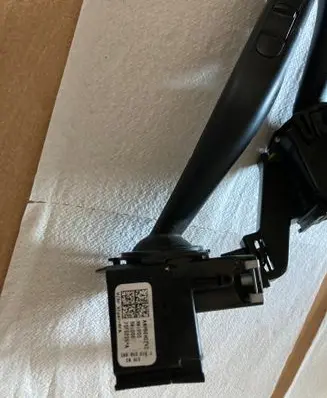 Volkswagen Golf Plus Wiper switch 