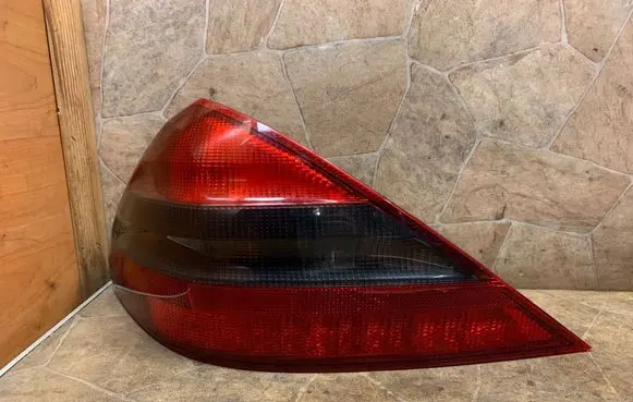 Mercedes-Benz SL R230 Rear/tail lights A2308200764