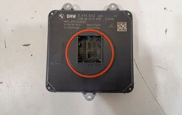 BMW 2 F22 F23 LED ballast control module 8494842