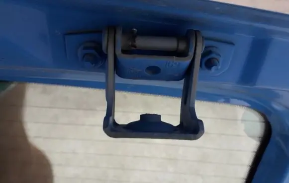 Fiat Panda II Tailgate/trunk/boot hinge