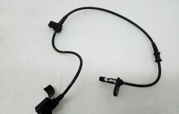 Mercedes-Benz CLS C219 ABS brake wheel speed sensor A2115402317