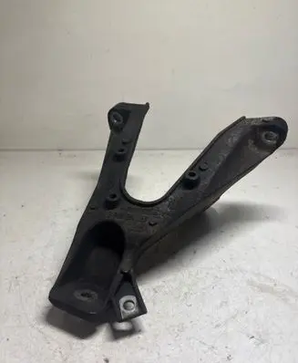 Audi A6 S6 C6 4F Engine mounting bracket 4F0199308P