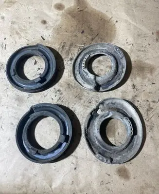Volvo V40 Rear coil spring rubber mount AV615599CE AV615599DD