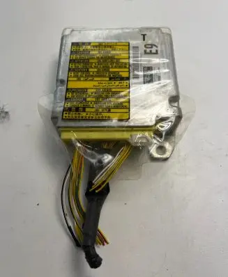 Toyota Prius (XW30) Airbag control unit/module 8917047390 523006952