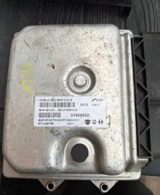 Fiat Doblo Engine control unit/module 51908952 MJD8F3D1 BC0109472A