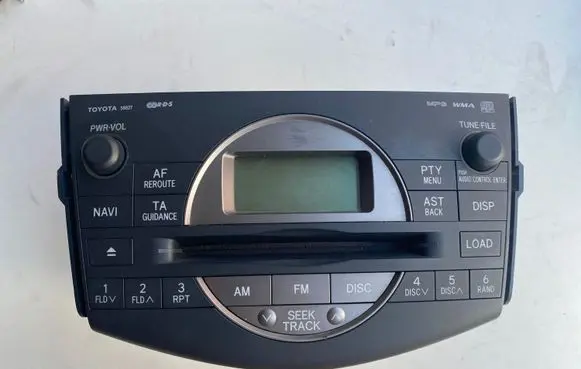 Toyota RAV 4 (XA30) Radio/CD/DVD/GPS head unit CQTT3571A 8612042220 729990