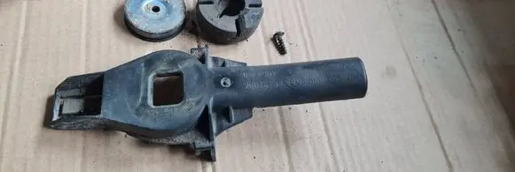 Audi Q5 SQ5 Radiator mount bracket 8K0805201