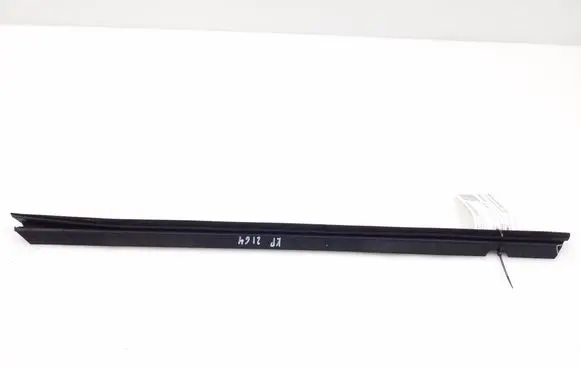 Mercedes-Benz C W204 Front door trim bar A2047250165