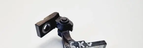 Volkswagen Golf IV Rear door upper hinge