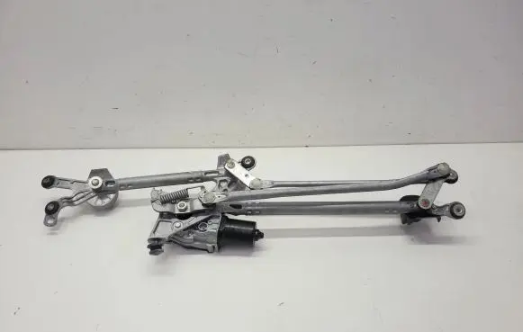 Toyota Prius+ (ZVW40) Front wiper linkage and motor 3530C006