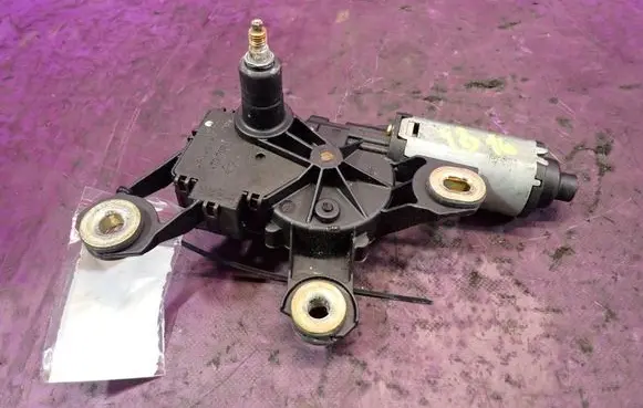 Audi A4 S4 B6 8E 8H Rear window wiper motor