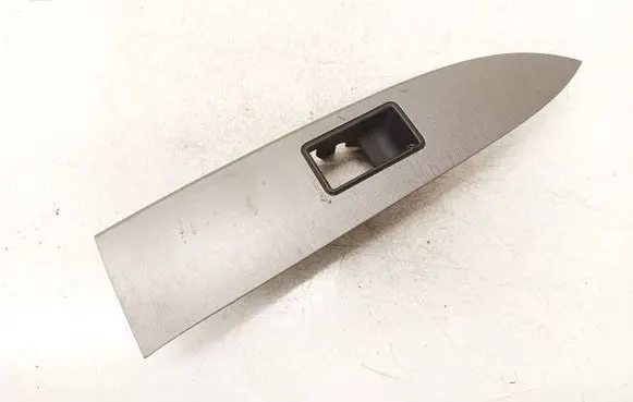 Toyota Avensis T270 Front door window switch trim 7427105040