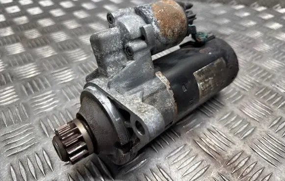 Seat Alhambra (Mk2) Starter motor 02E911024c