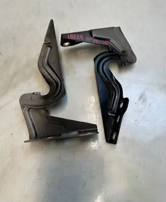 Seat Ibiza IV (6J,6P) Engine bonnet/hood hinges 13132