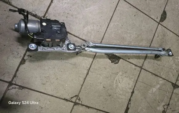 Volvo V50 Front wiper linkage and motor 1397220523 0714137576