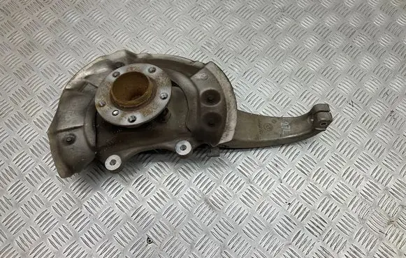BMW 5 F10 F11 Front wheel hub 6777751
