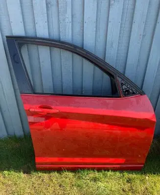 BMW X4 F26 Front door