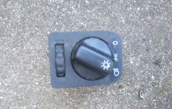 Opel Calibra Light switch