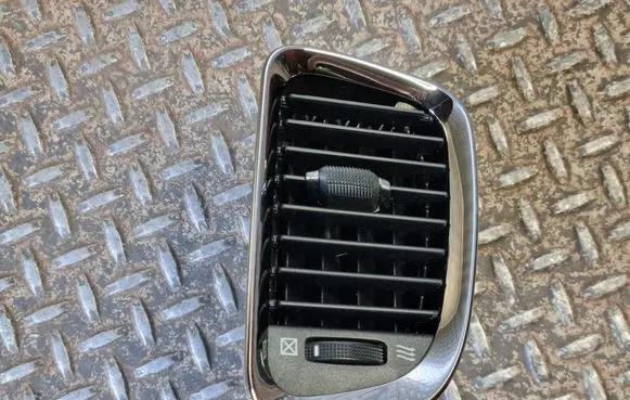 Dodge Durango III Dash center air vent grill X90016800ZC
