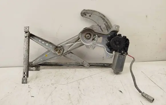 Honda Civic Front door window regulator motor 400348B 28580335
