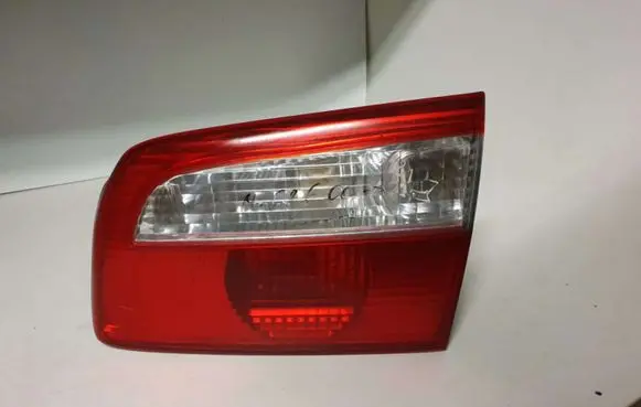 Mazda 626 Tailgate rear/tail lights