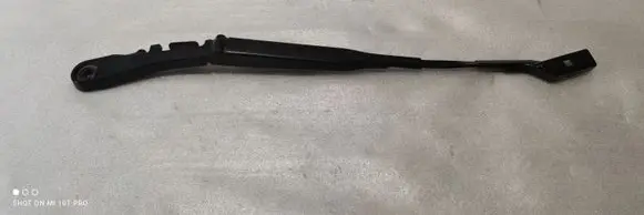 Volvo S60 Front wiper blade arm 31693537