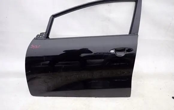KIA Ceed Front door