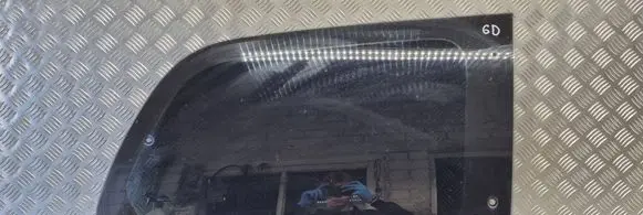 KIA Carnival Rear side window