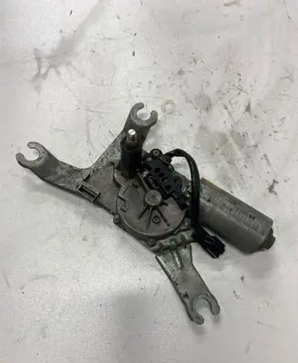 Mitsubishi Carisma Rear window wiper motor 0390206514