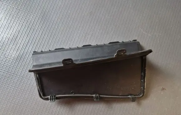 Volvo XC60 Battery box tray cover/lid 31442124