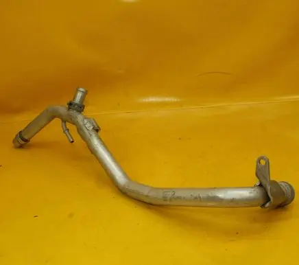 Audi A8 S8 D4 4H Engine coolant pipe/hose 057121073K