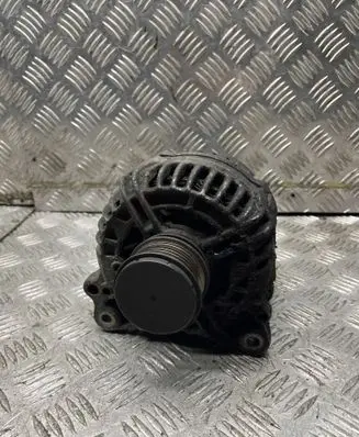 Skoda Octavia Mk2 (1Z) Generator/alternator 06F903023F