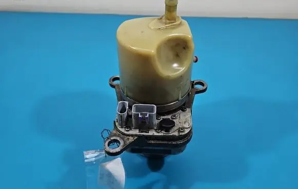 Volvo V50 Power steering pump 4N51-3K514-DJ IMPRK1533260