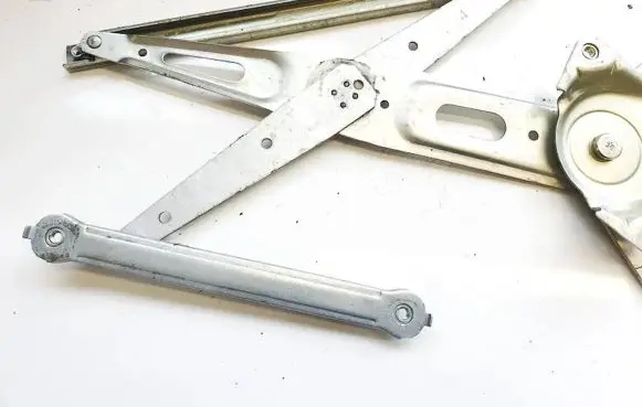 Toyota RAV 4 (XA30) Sliding door window regulator with motor